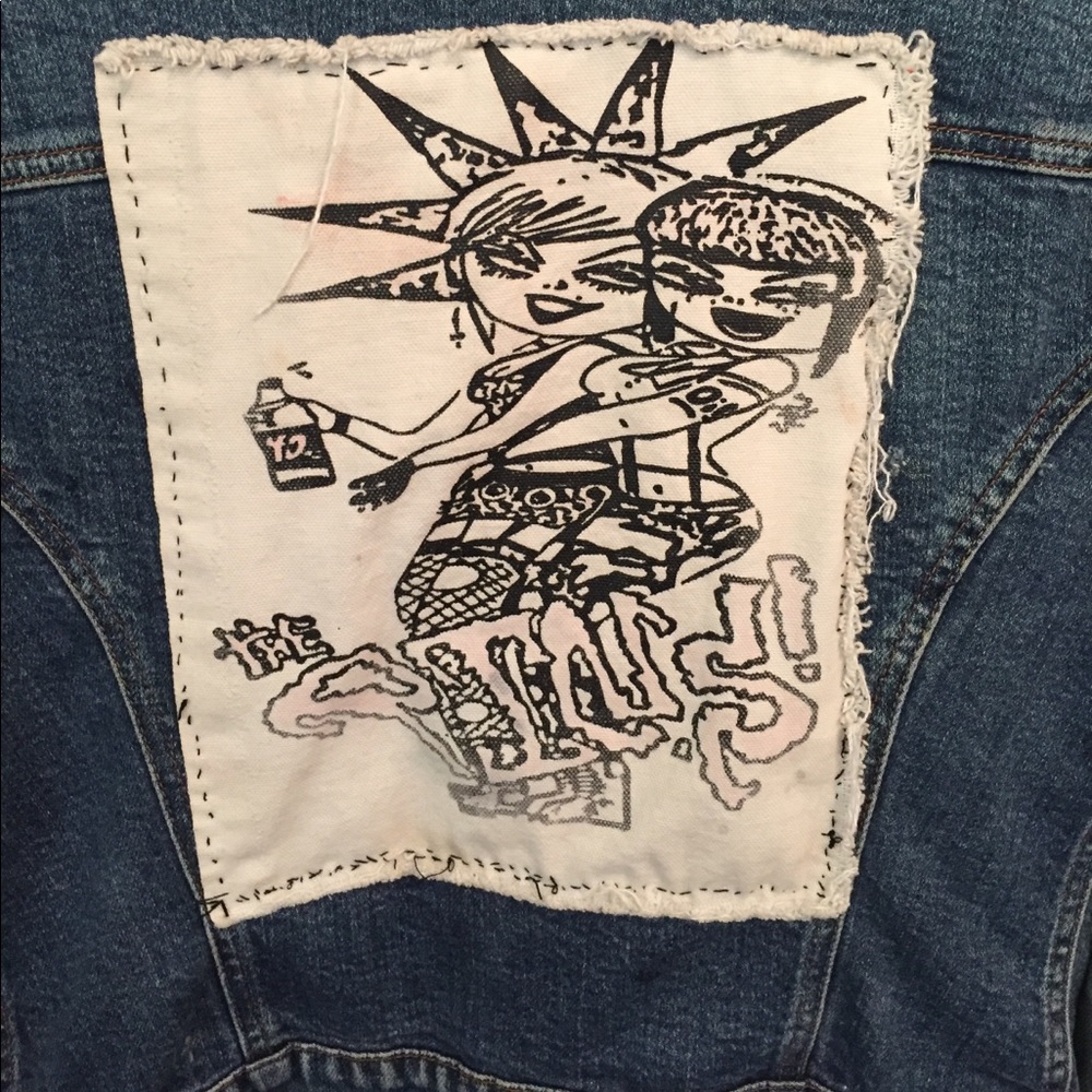 Jean jacket - Picture 8 of 8